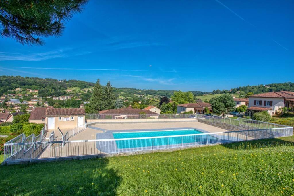 Sarlat - 24 - L'Appartement D'Euphe Avec Piscine Exterior foto