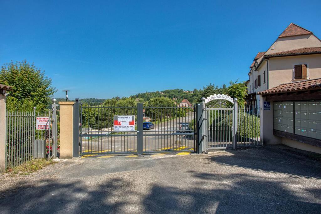 Sarlat - 24 - L'Appartement D'Euphe Avec Piscine Exterior foto